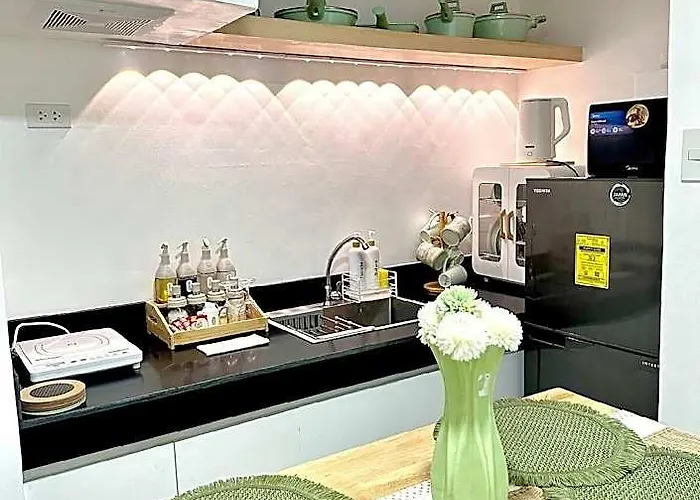 Hiyara Loft: Ga Tower 2, Beside Mrt Boni Station