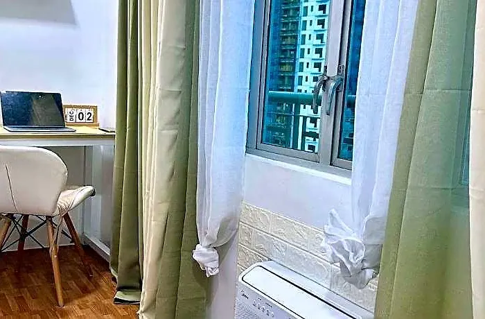 Hiyara Loft: Ga Tower 2, Beside Mrt Boni Station Hotel Manila