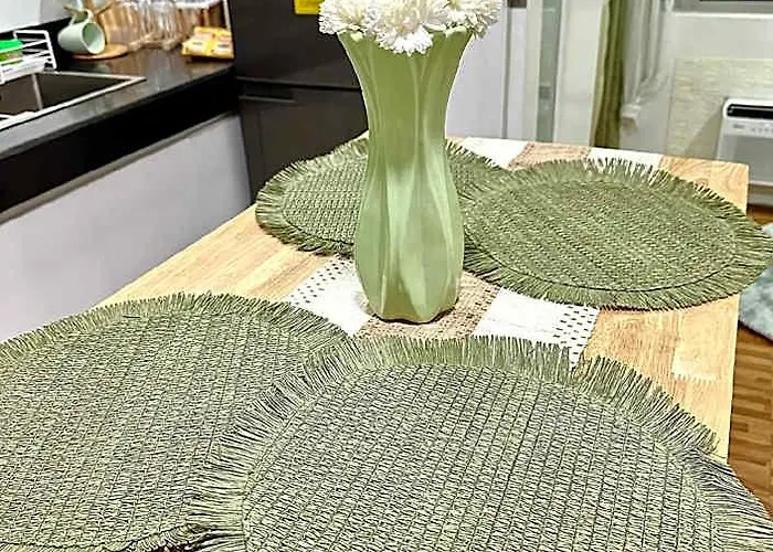 Hiyara Loft: Ga Tower 2, Beside Mrt Boni Station 4* Manila