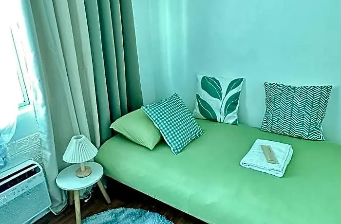 Hiyara Loft: Ga Tower 2, Beside Mrt Boni Station 4*