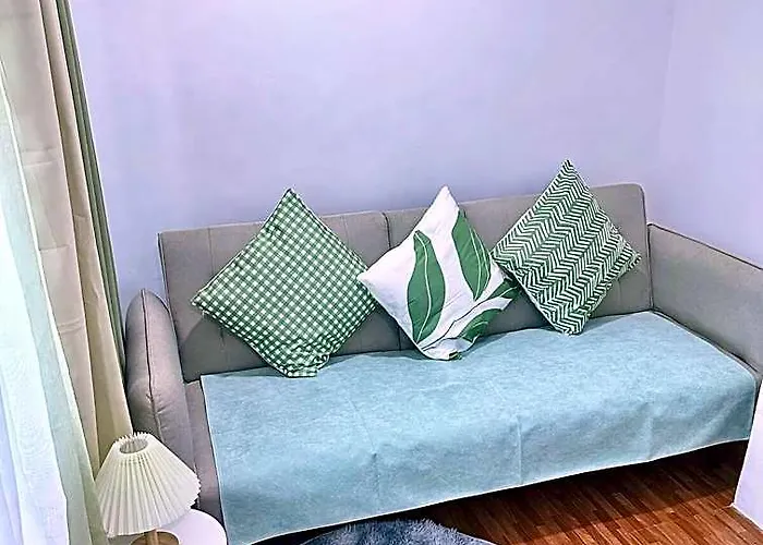 Hiyara Loft: Ga Tower 2, Beside Mrt Boni Station Hotel