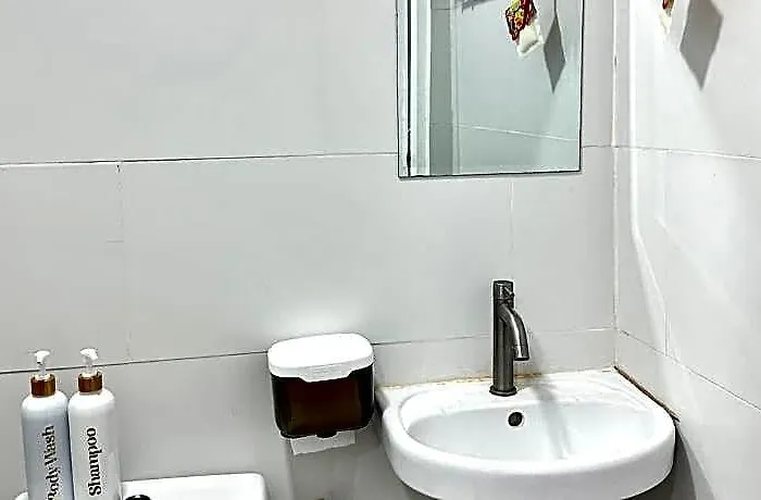 Hotel Hiyara Loft: Ga Tower 2, Beside Mrt Boni Station 4*